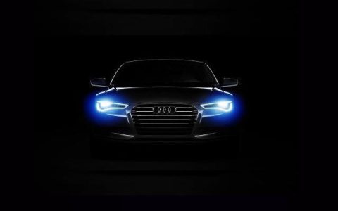 iPhone奥迪开灯壁纸怎么弄？苹果手机设置奥迪开灯壁纸教程