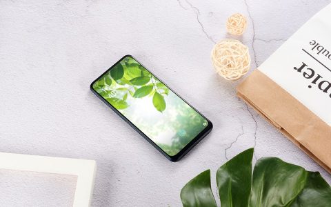 OPPO K3图赏 屏幕指纹升降摄像头