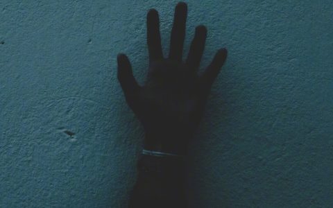 12张简约清新2K分辨率手机壁纸下载 总有一张你会喜欢