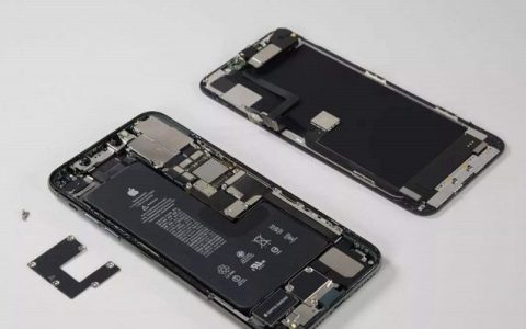 富士康内鬼倒卖iPhone配件赚3亿 惊动库克 苹果正严查