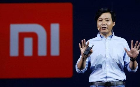 雷军手机屏保壁纸高清无水印下载 能不管的事情一定不管！