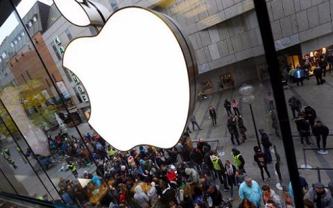 天天唱衰苹果 结果苹果越发强大 市值突破2万亿美元