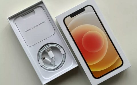 网友给库克留言：小米11环保方案更好 苹果不跟进下？