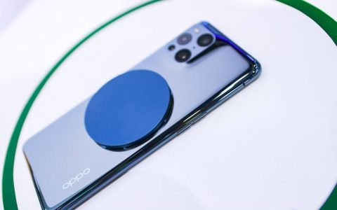 OPPO推出MagVOOC磁吸无线充电宝、磁吸充电器、磁吸充电底座
