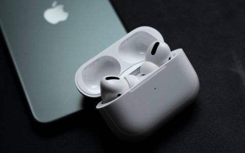 苹果推出AirPods固件更新器工具 但普通用户不能使用！