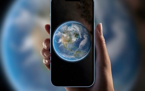 iOS16自带壁纸下载 iOS16地球壁纸高清原图下载