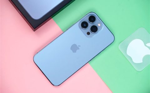 iPhone年年焕新改为3到13个月，原设备可折价 50%