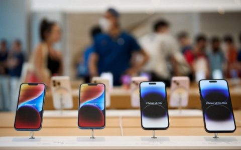 iPhone 14中美之外全球涨价 库克：美元太强了！