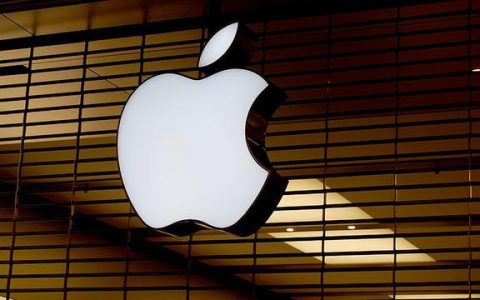 苹果第一财季营收遭四年来首次下滑 库克：裁员是最后的手段！