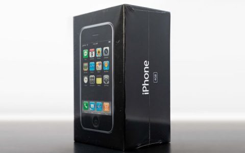 苹果罕见的4GB初代iPhone被天价拍卖，再次刷新世界纪录！