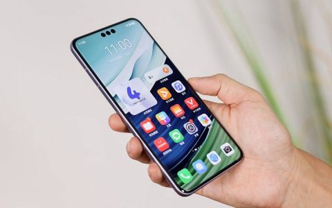 华为封锁中造出麒麟9000S！美媒哀叹：中国只落后4年